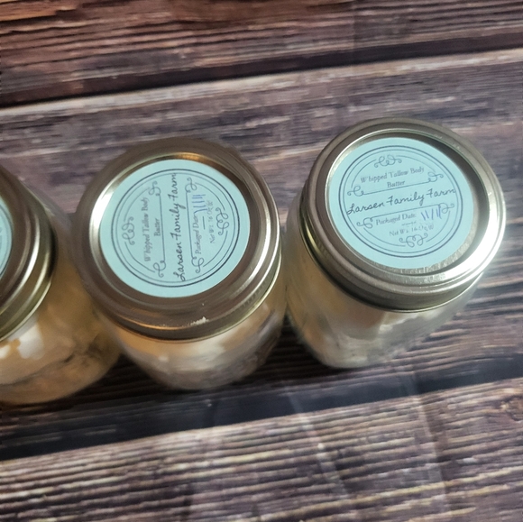 Larsen Family Farm Whipped Body Tallow Frankincense&Castor Oil - Picture 2 of 5